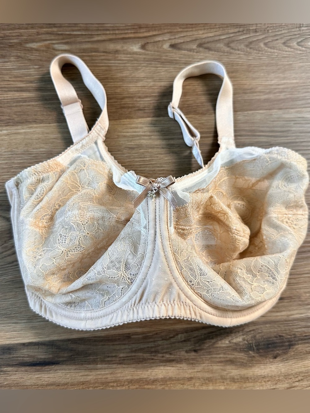 Wacoal Retro Chic Full Figure Unlined Underwire Bra 855186 Beige Size 32G EUC